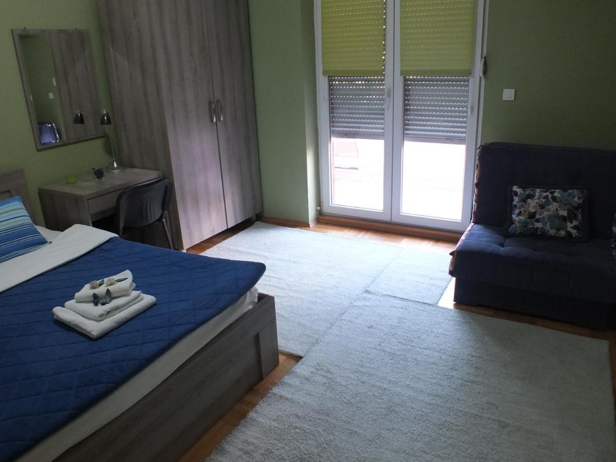 Apartment Temple Podgorica Exteriör bild