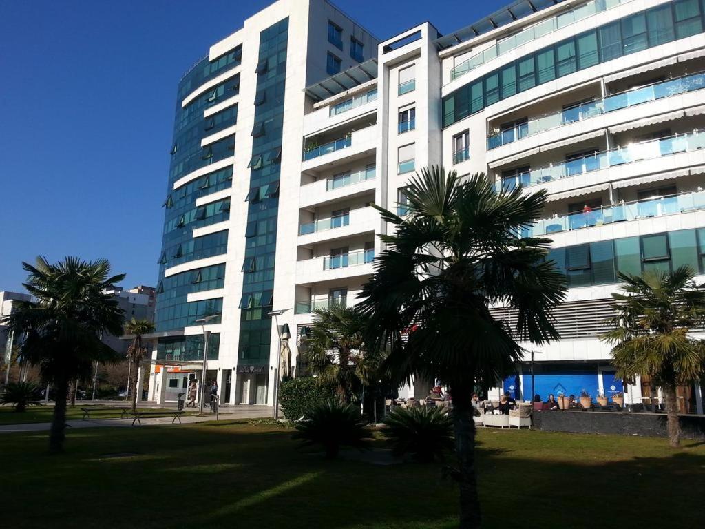 Apartment Temple Podgorica Exteriör bild
